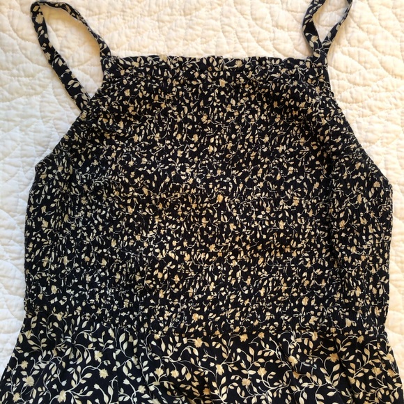Old Navy Romper - Picture 4 of 10